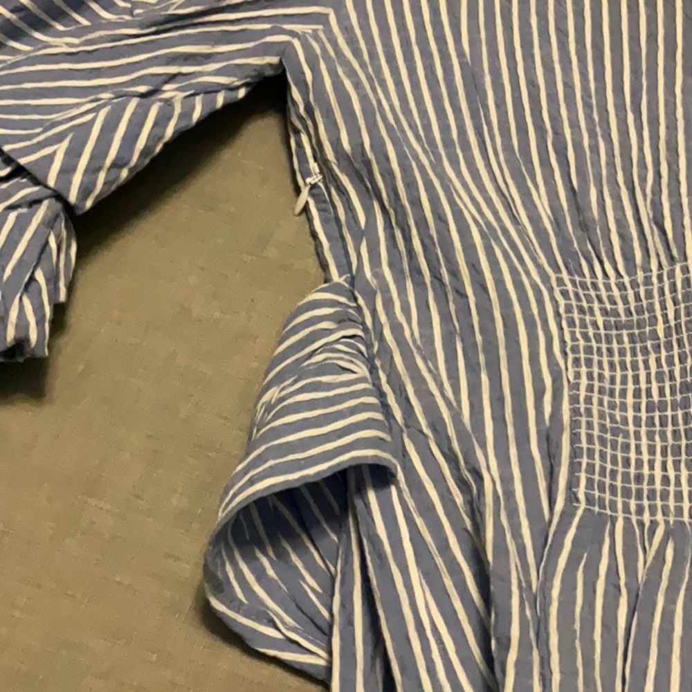 WHBM Blue Striped Women's Top - Picture 6 of 8